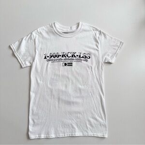 Young & Reckless White Graphic White T-shirt Size Small